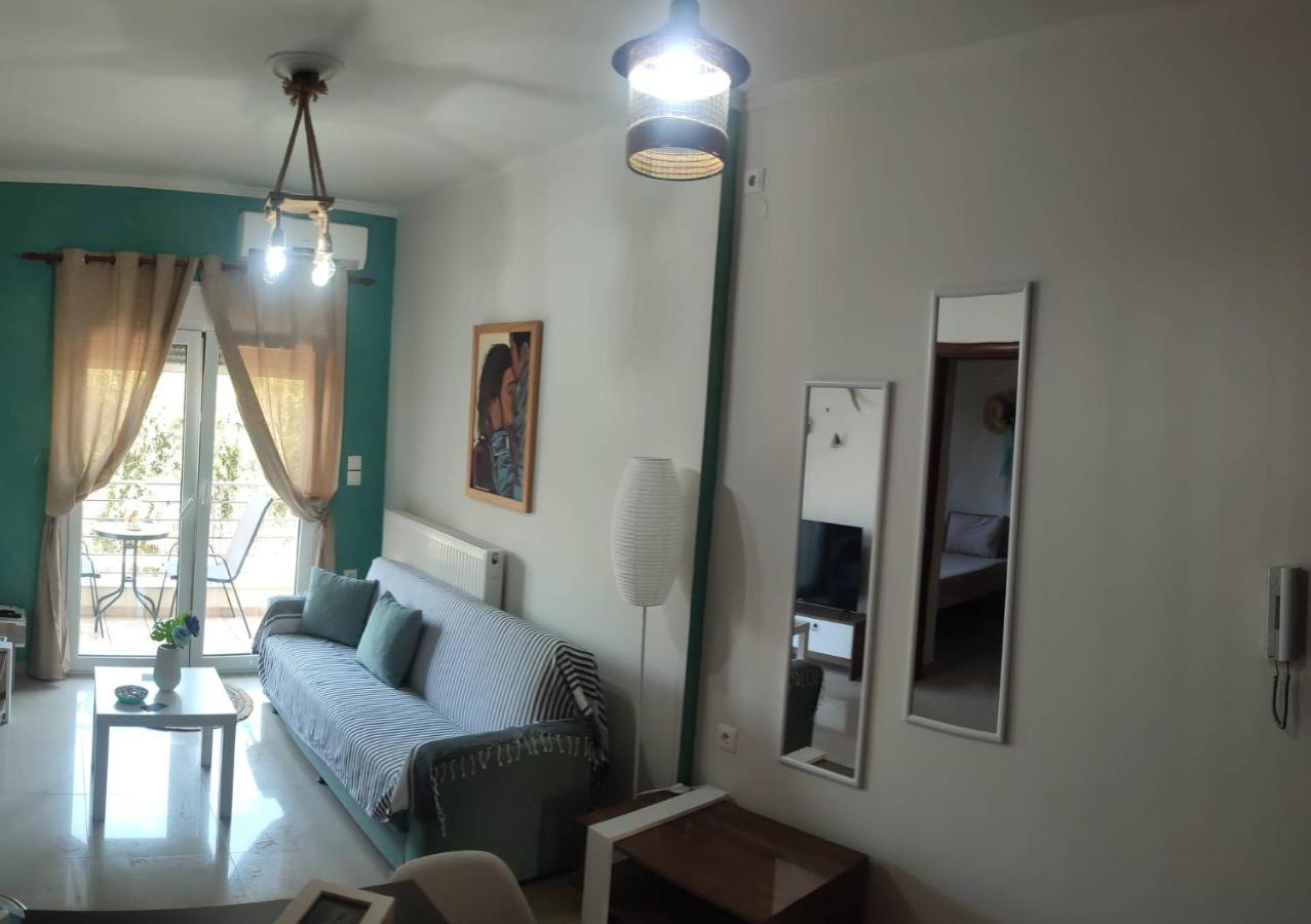 F.K Room 2 Aigio Exterior photo
